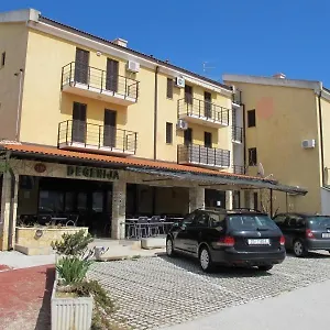 And Degenija 3* Starigrad-Paklenica